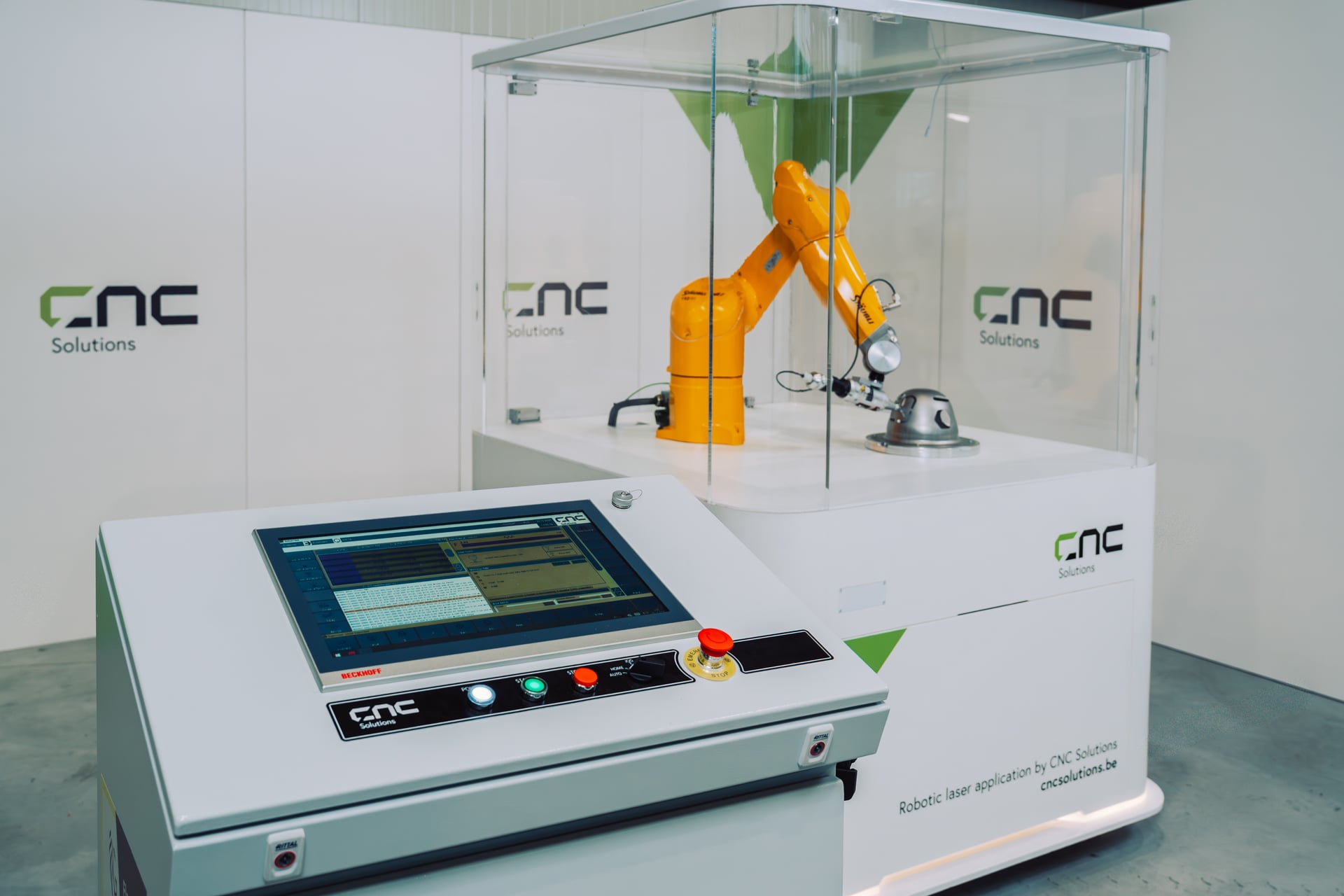  Hoe CNC Solutions ENCY, een Stäubli-robot en een Beckhoff-controller tot een product heeft gemaakt