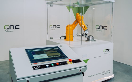 Hoe CNC Solutions ENCY, een Stäubli-robot en een Beckhoff-controller tot een product heeft gemaakt