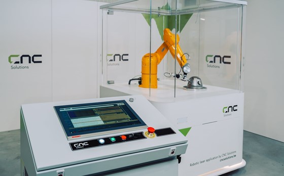 Hoe CNC Solutions ENCY, een Stäubli-robot en een Beckhoff-controller tot een product heeft gemaakt