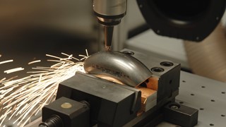 découpe laser robot